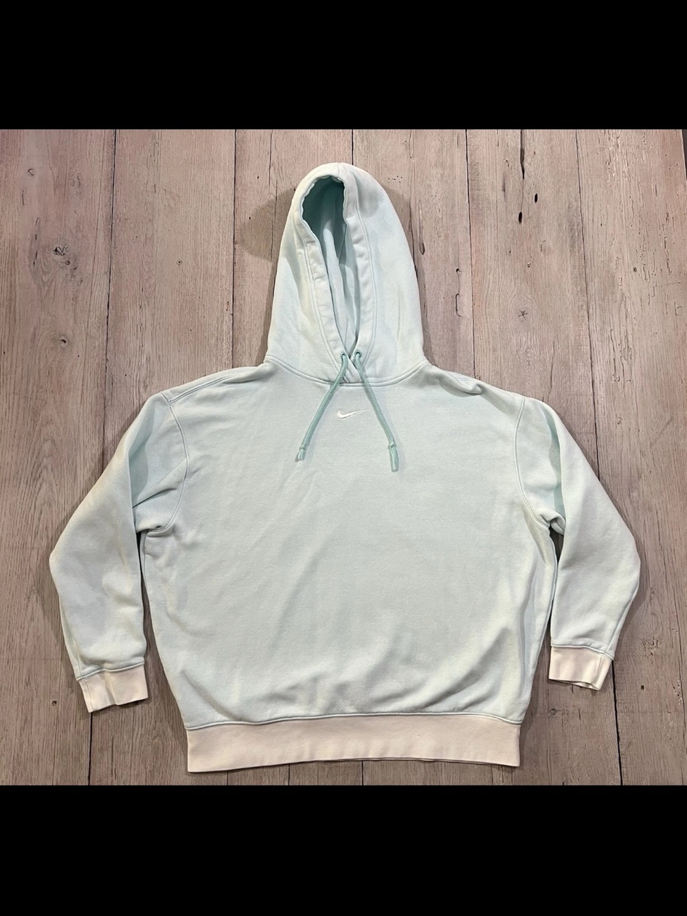 Nike Women’s Center Swoosh Mint Cream Hoodie Size Medium Travis Scott